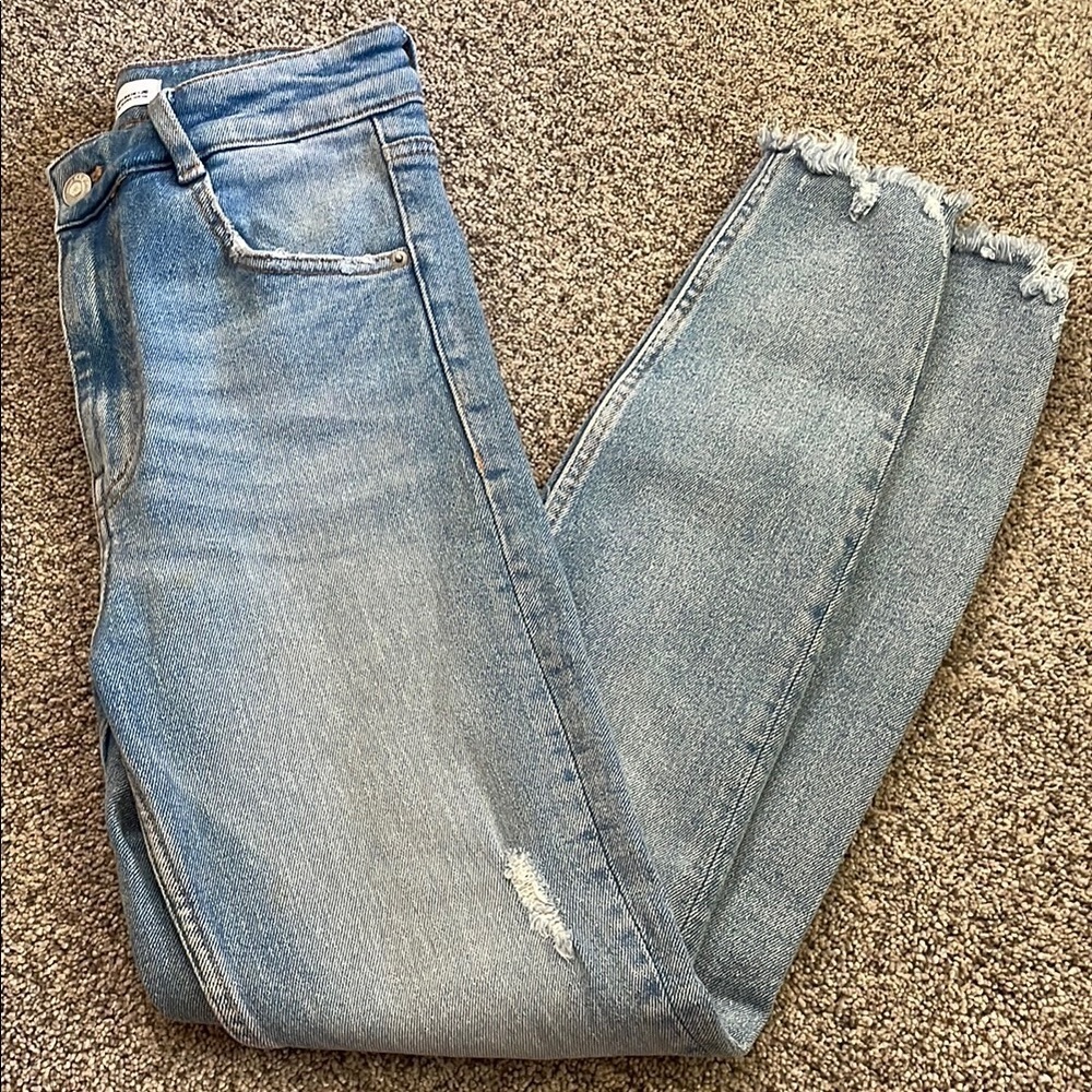 Zara Light Blue Distressed Women Jeans